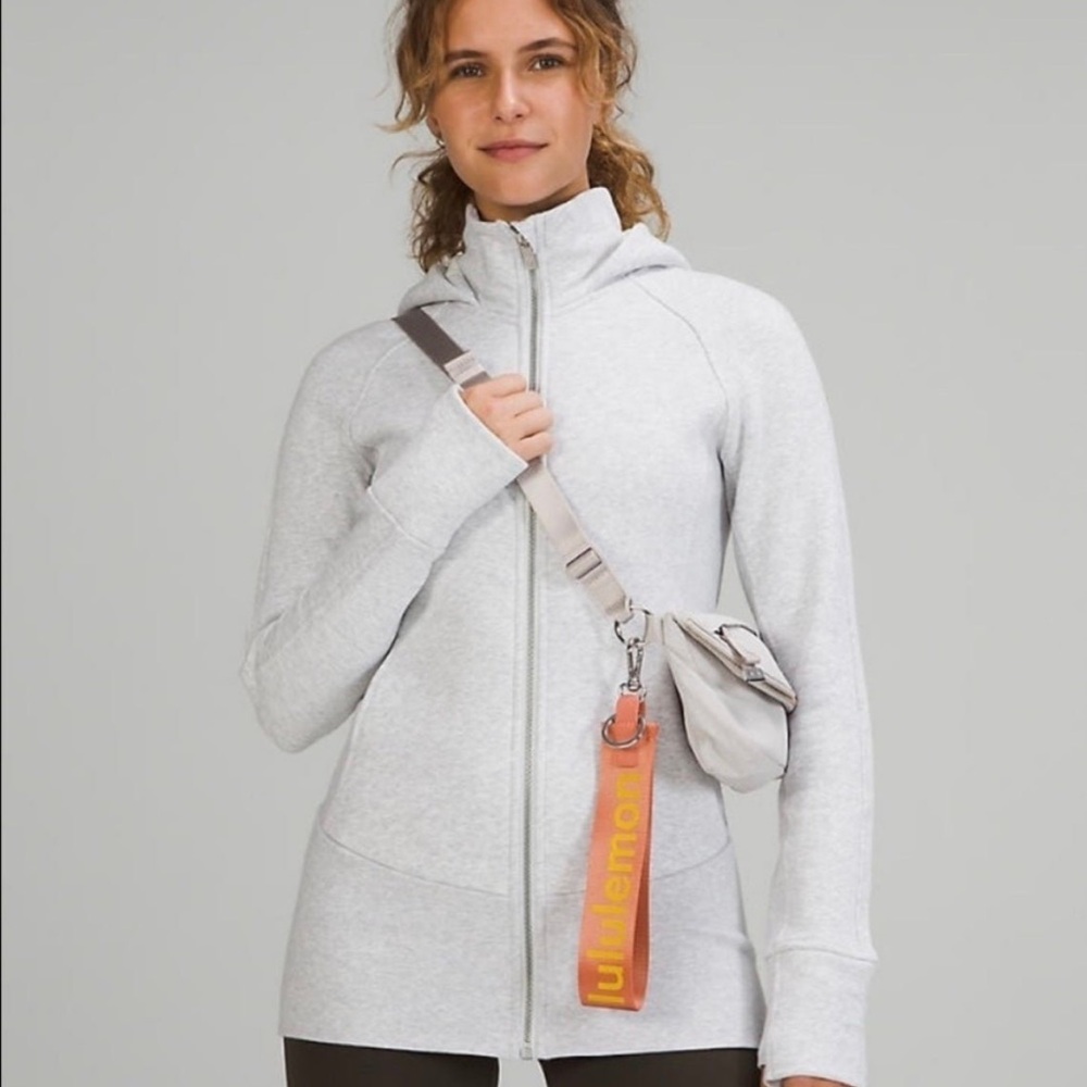 NWT Lululemon Never Lost Keychain